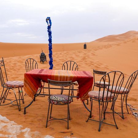 Hotel Salam Luxury Camp à Merzouga Extérieur photo